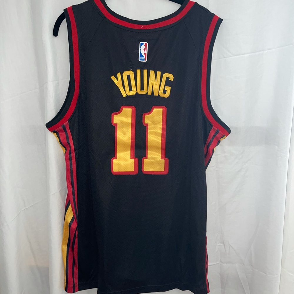 Trae young Atlanta hawks jersey